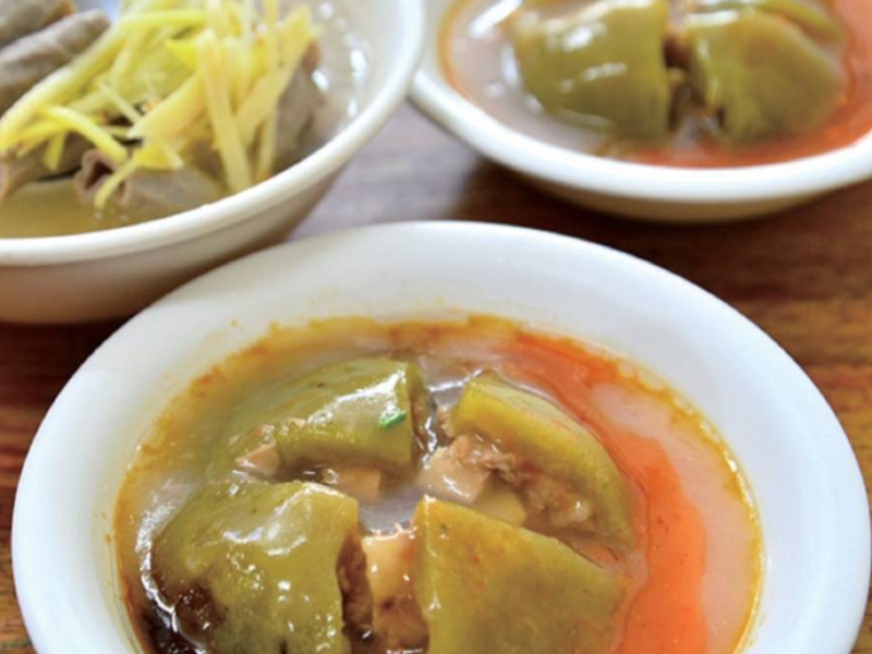 全台首創「綠茶肉圓」源自40餘年彰化肉圓 阿公取材在地盛名「鶴岡天鶴綠茶」